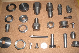 Çeşitli Somun Ve Vida Parçaları